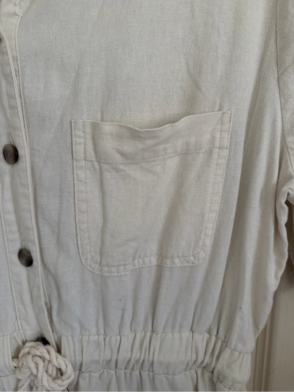 Universal Thread Cream Button-Up Collared Top - Picture 7 of 8